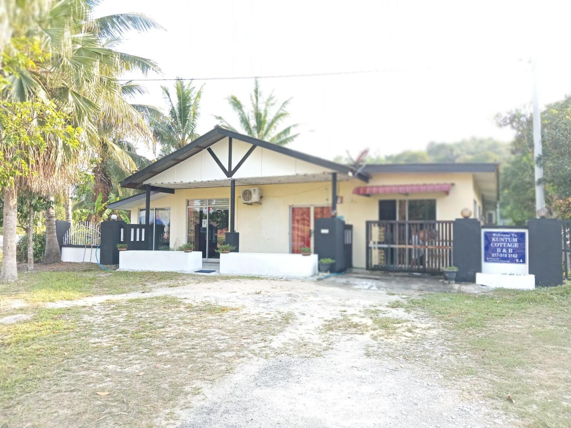 Kuntum Cottage Bed & Breakfast Kampung Tanjung Ipoh Екстер'єр фото